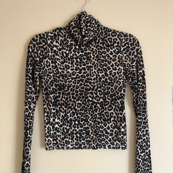 Zara Tops - ZARA Cheeta print turtle neck